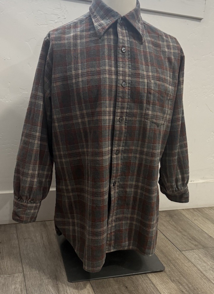 PENDLENTON plaid wool vintage shirt gray/orange women’s size Large pre-owned