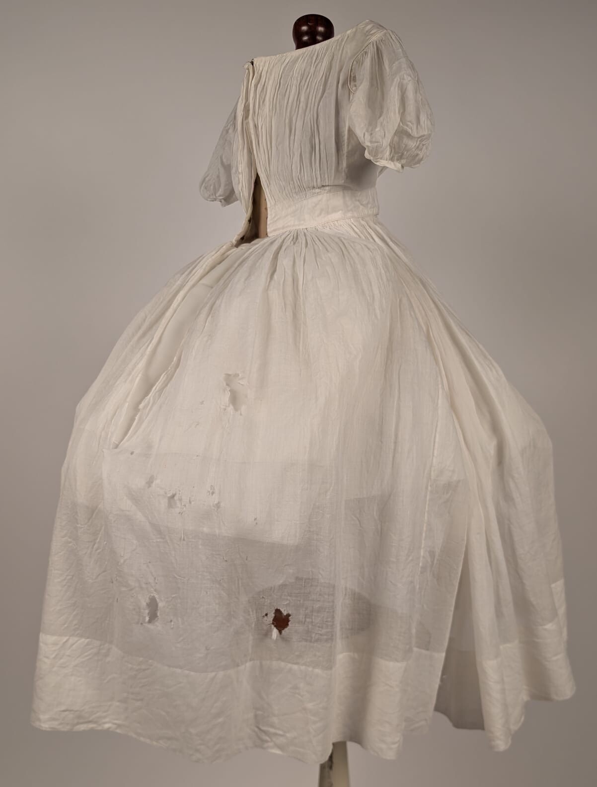 CIVIL WAR 1850’S GIRL’S WHITE BATISTE SUMMER DRESS W PUFF SLEEVES