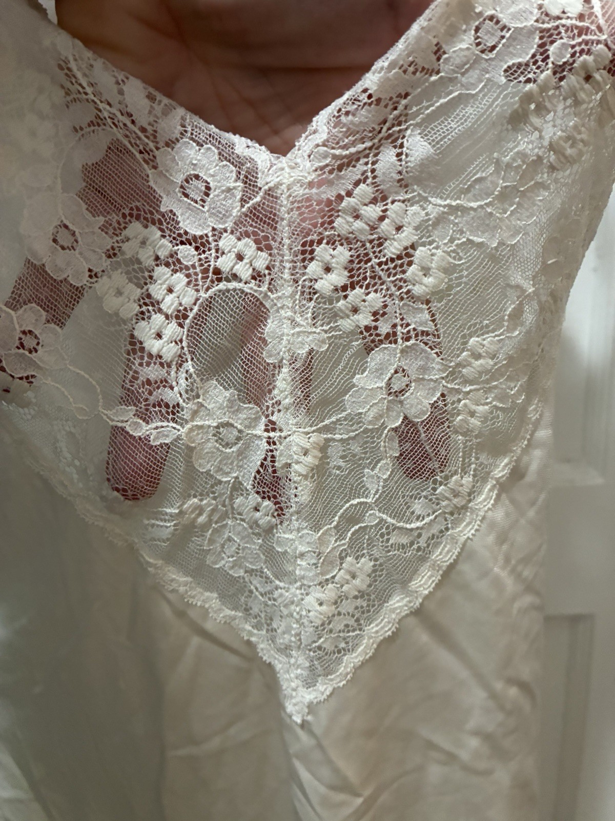 VTG SHADOWLINE Lingerie Camisole White Tank Lace Nylon Top Cami Slip 34 S