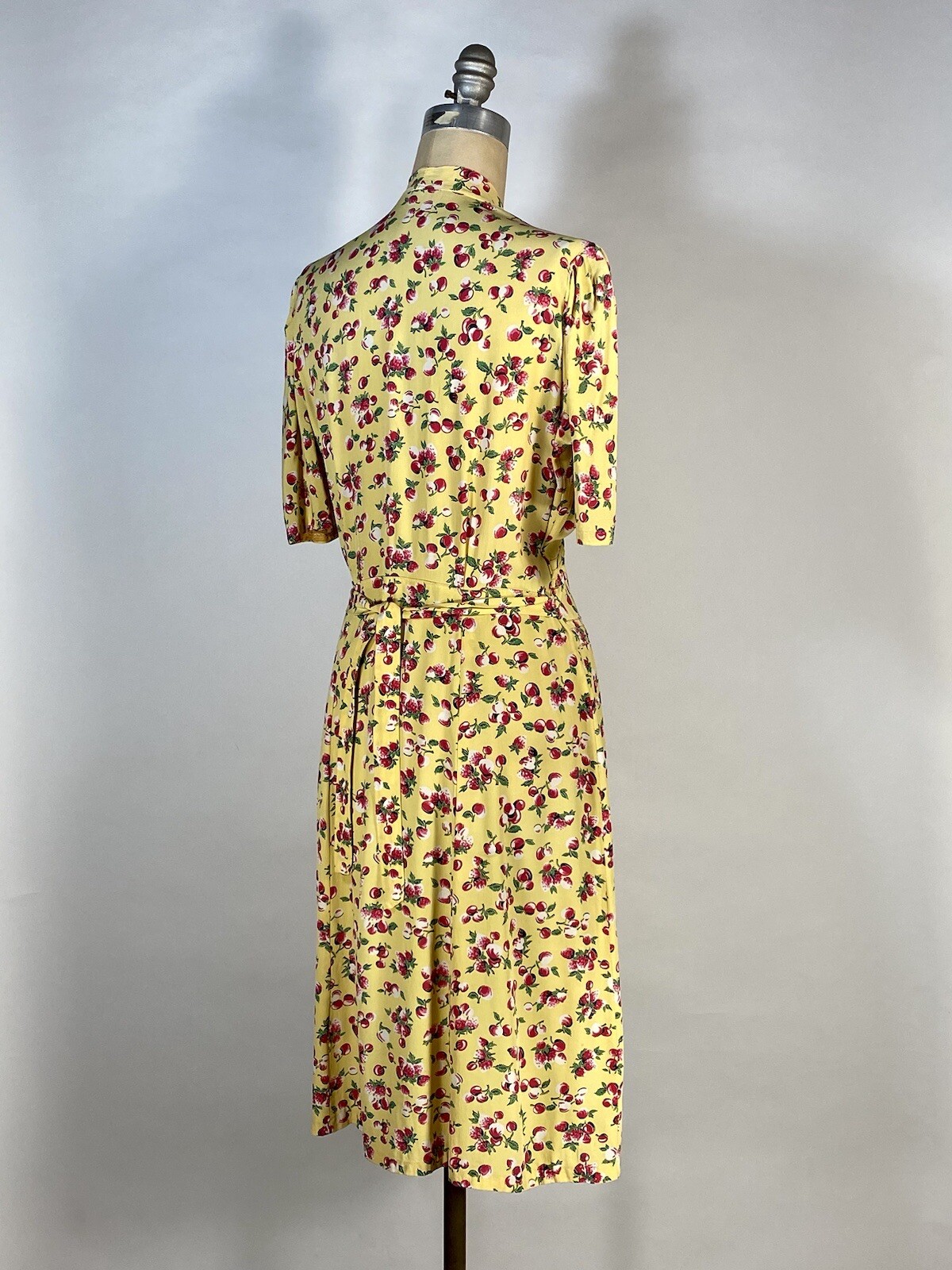 Vintage late 1930’s – 1940’s yellow rayon BERRIES & CHERRIES print swishy dress