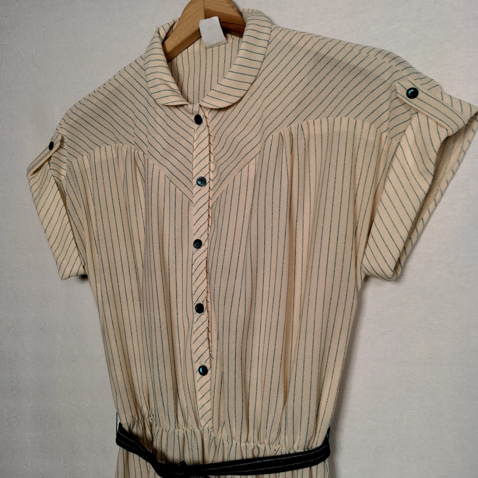 Vintage 1970s Dress Size 7 Ivory Blue Stripe Button Up Collar Belted Secretary