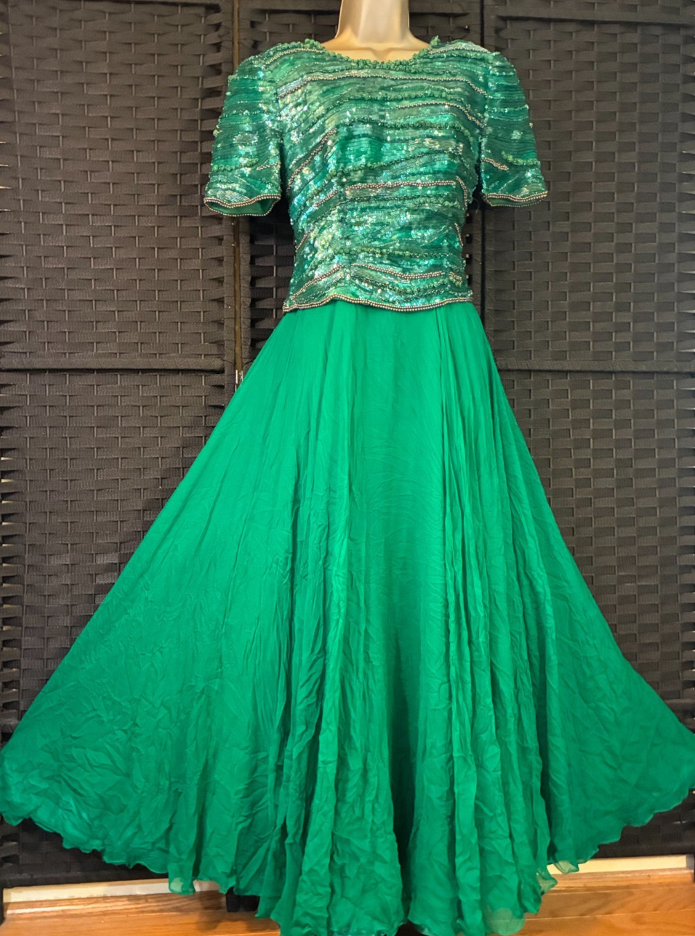 RICHILENE NY Vintage GREEN BEADED CHIFFON DRESS Medium Full Sweep Coquette Fairy