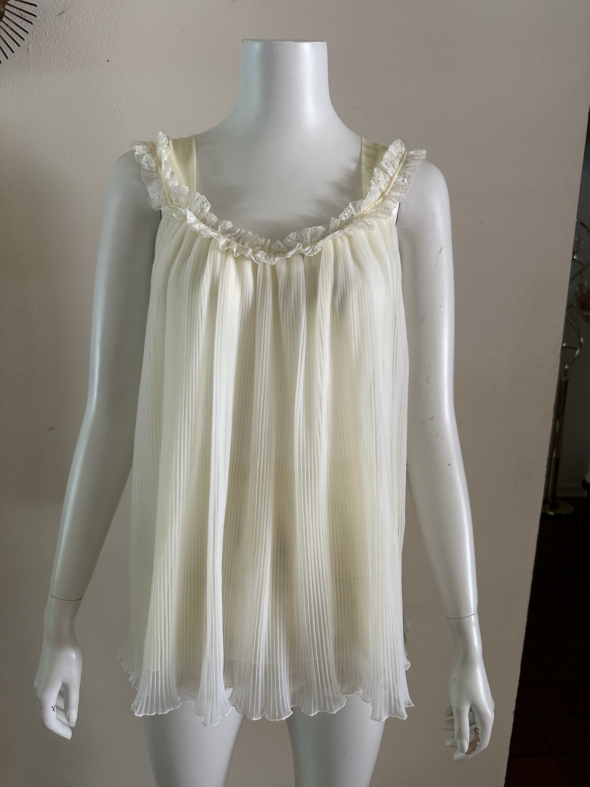 1960s Babydoll Set Evette Runproof Sheer Mushroom Gusset Panty 2 Tone Ruffle VTG