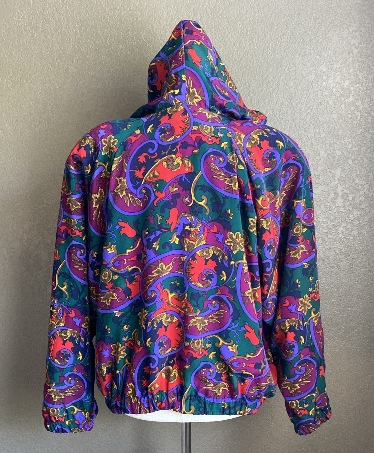 VTG 90s SG Sport Bold Colorful Filigree Satin Hooded Windbreaker Women’s S 6/8