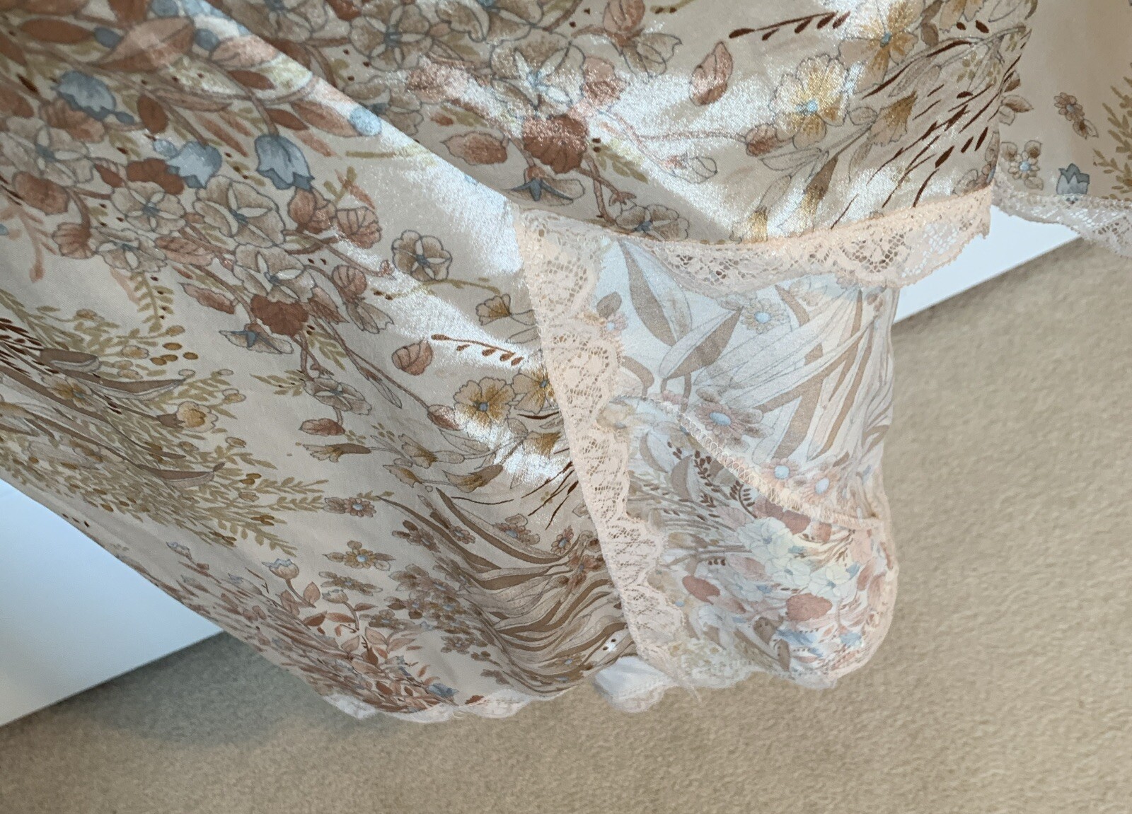 VTG 70s Lindsey Roscoe Farr East Silk Spaghetti Strap Lingerie Night Gown Sz S