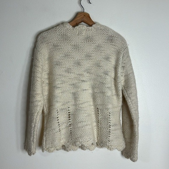 Alps Women’s Vtg 100% Wool Chunky Cottagecore Button Cardigan Sweater Medium
