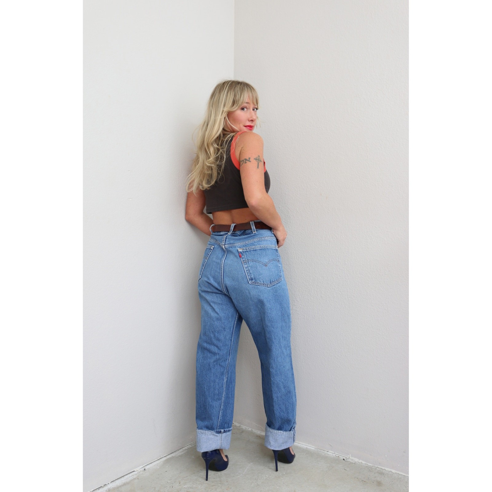 1990’s Vintage US Made Levi’s 501 Button Fly Jeans Women’s XL XXL 38″ 39″ Waist