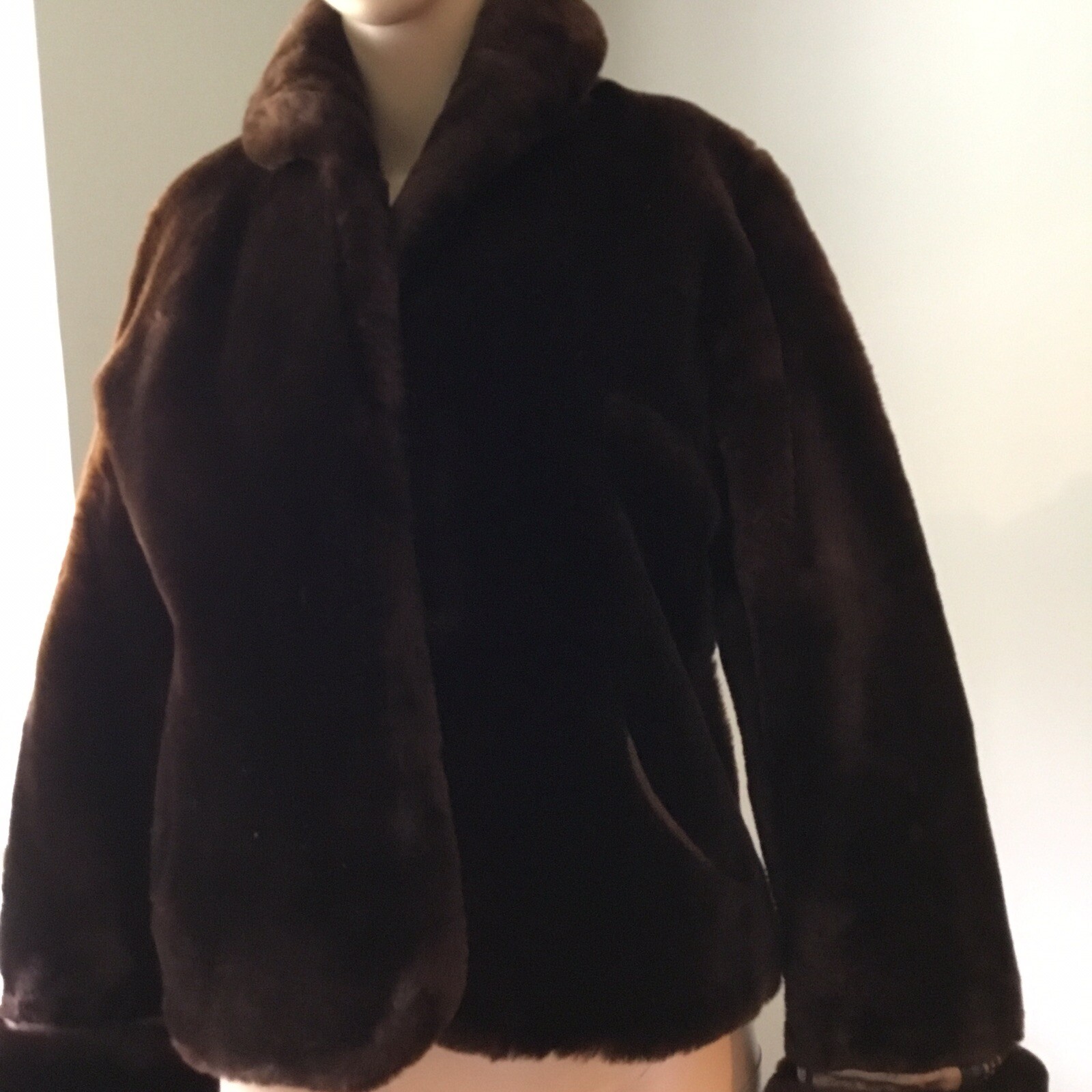 Vintage Fur Jacket Mouton Famous-Barr Fur Salon S initials in lining JHC