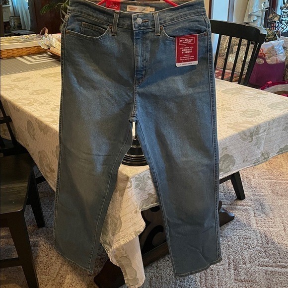 Signature by Levi Strauss Womens Vintage High Rise Straight Jeans Size 6 Medium