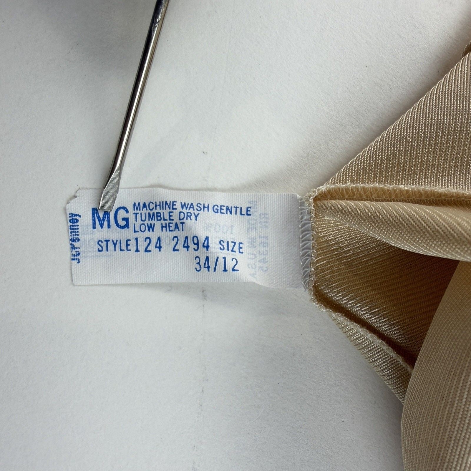 JC Penney Strapless Midi Slip Size 34 Beige Nude Nylon Antron III 70’s VTG