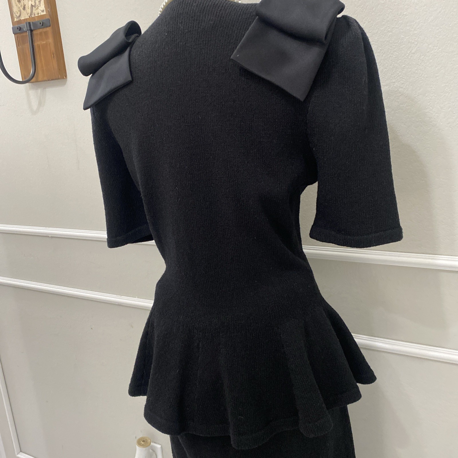 Vintage Adolfo For Saks Fifth Avenue Black Bow Top And Skirt Set Size 4