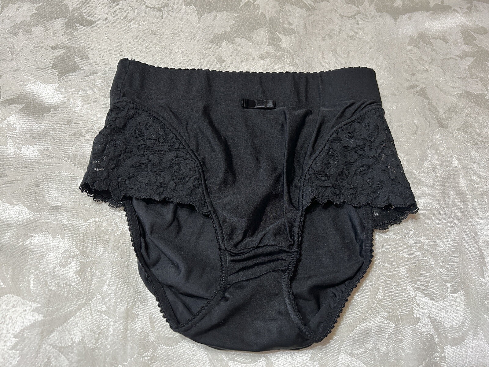 Vtg 90’s VICTORIA’S SECRET 570777 Moderate Control Shaping L Black Panties