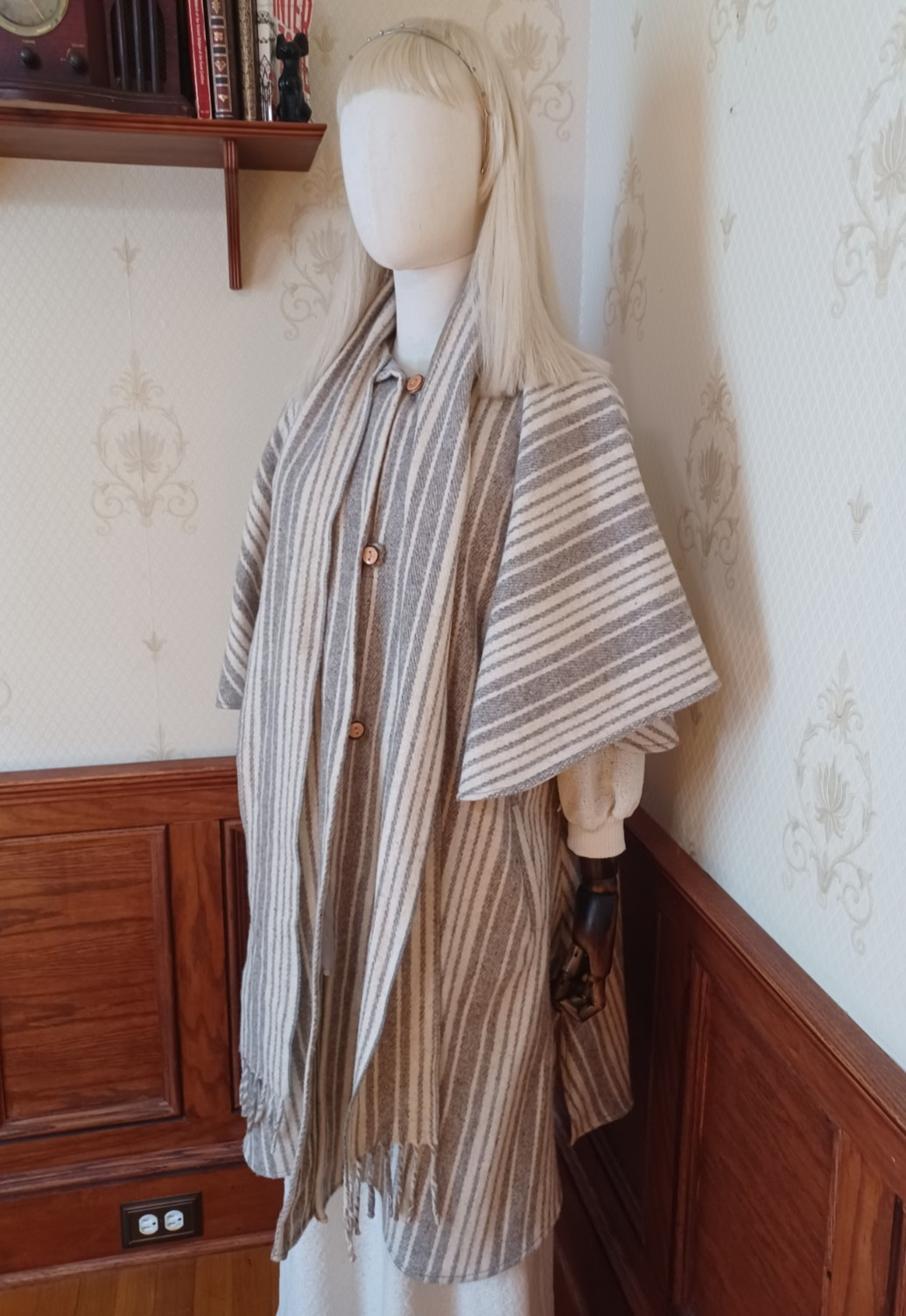 Vintage 1960s/1970s Grey Stripe Wool Boho Victorian Cottagecore Cloak Coat