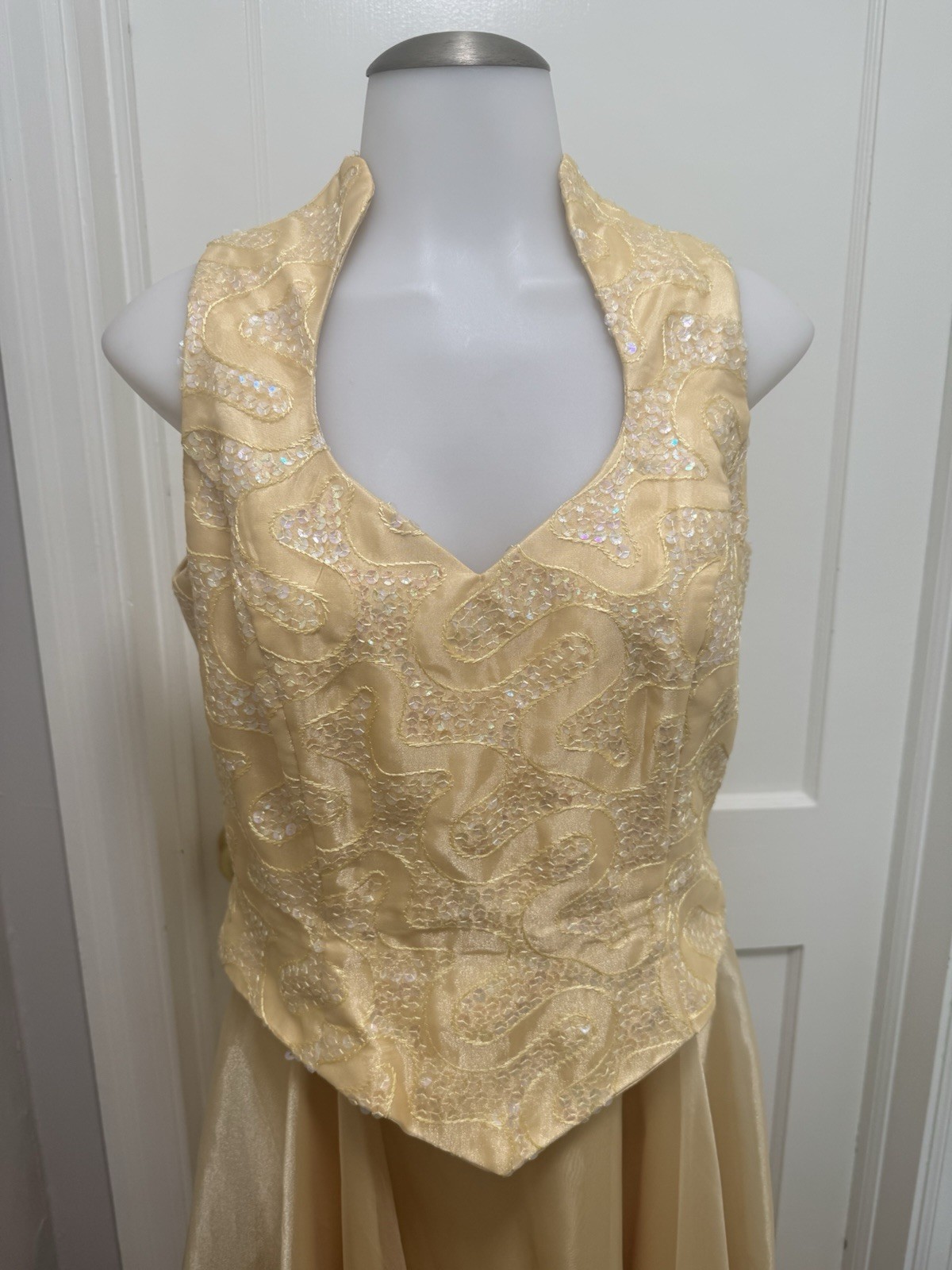 VTG Faviana Yellow Organza Formal Set Halter Sequin Bodice Romantic 90s 11/12