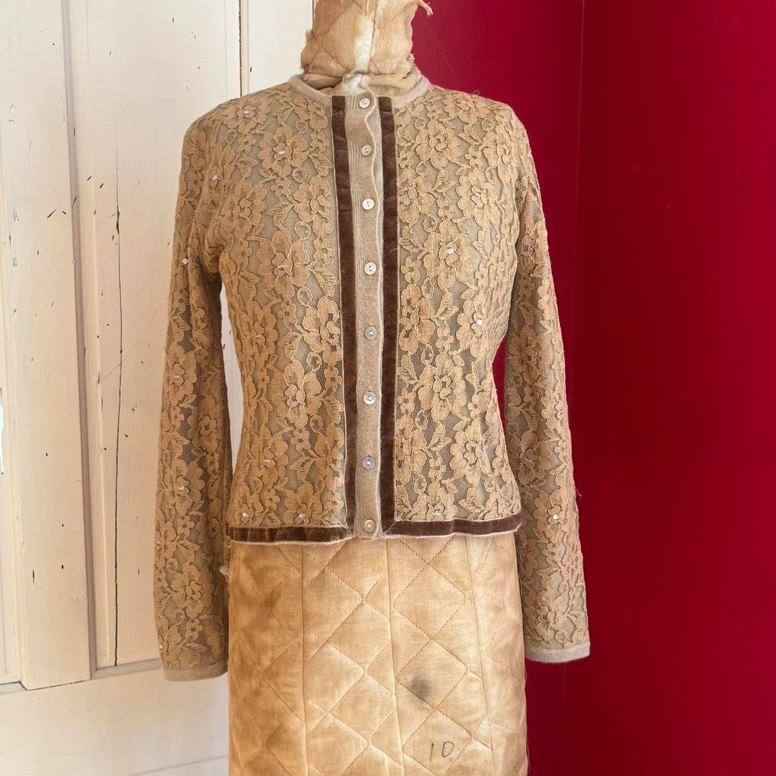 Vintage Y2K Anthropologie Moth Tan Lace Overlay Velvet Sequin Coquette Cardigan