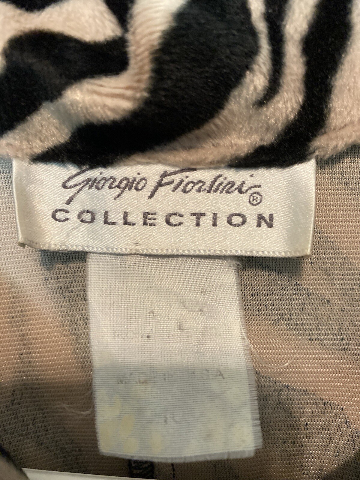 Vtg Giorgio Fiorlini Women’s Sz Large Velour Tiger Stripe Long Sleeve Button up