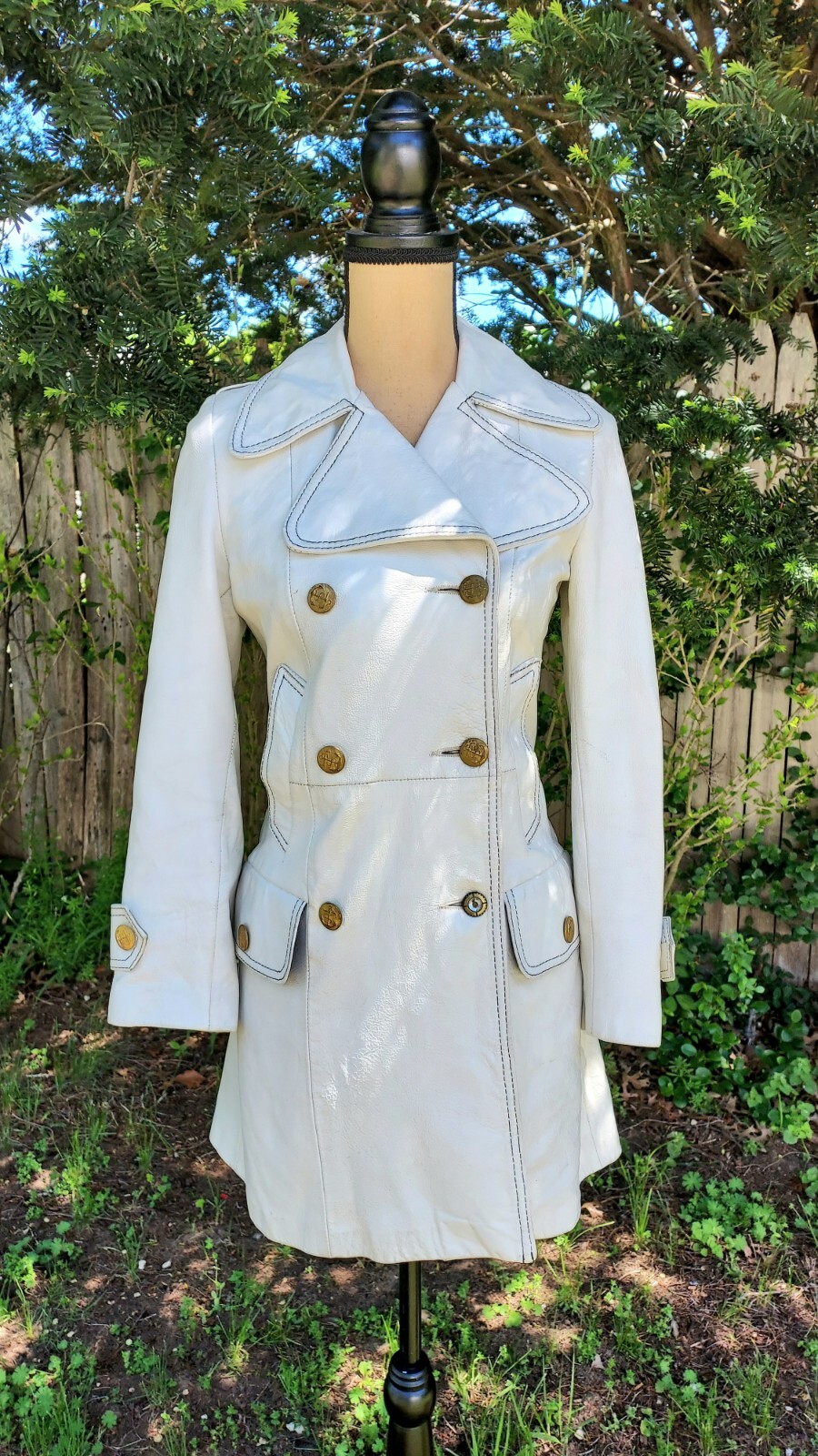 Vintage Imperial Leather & Sportswear White Double Breasted Coat Sze S/XS Canada