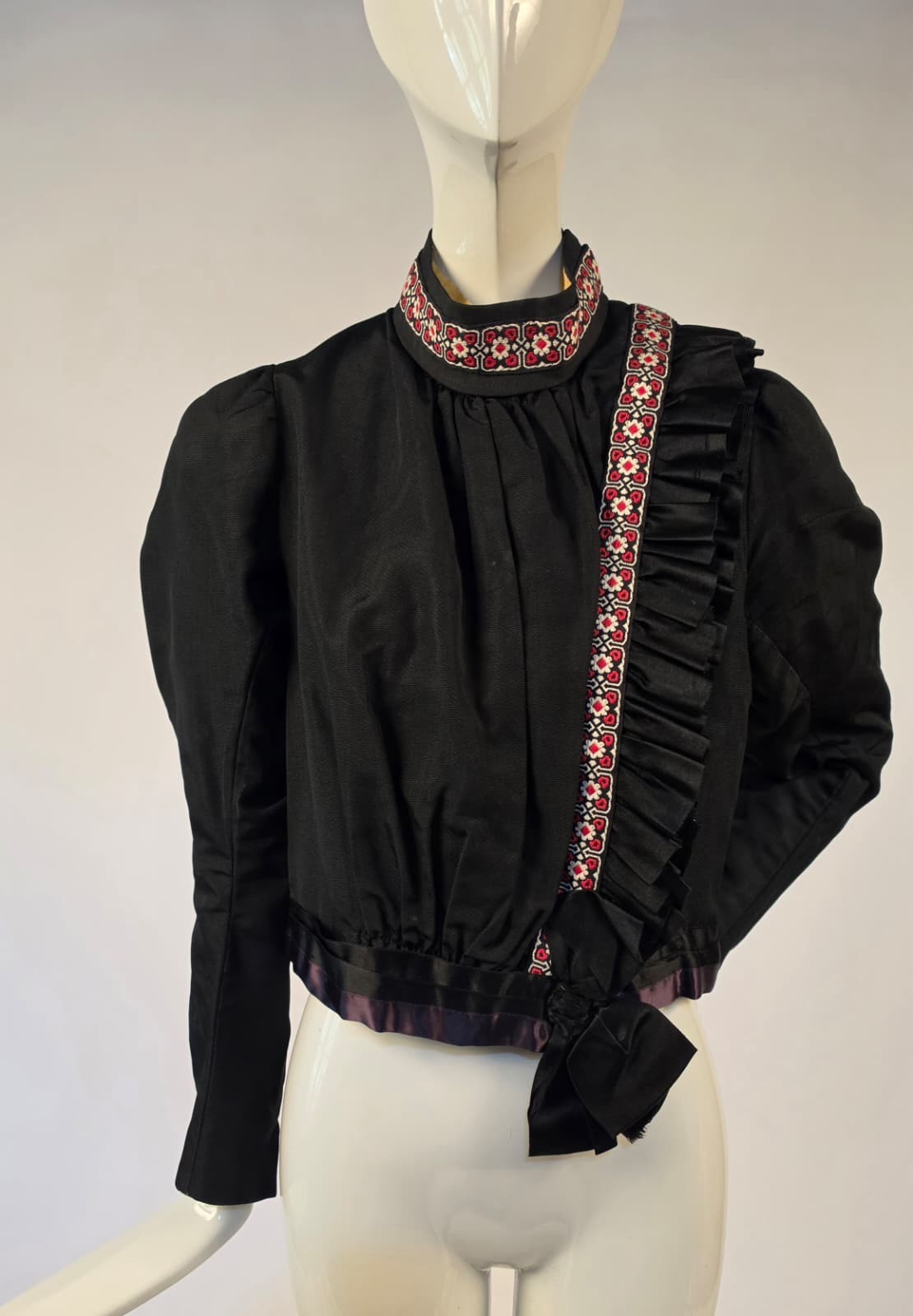 VICTORIAN 19TH C BLACK SILK JACKET W RUFFLE SATIN TRIM