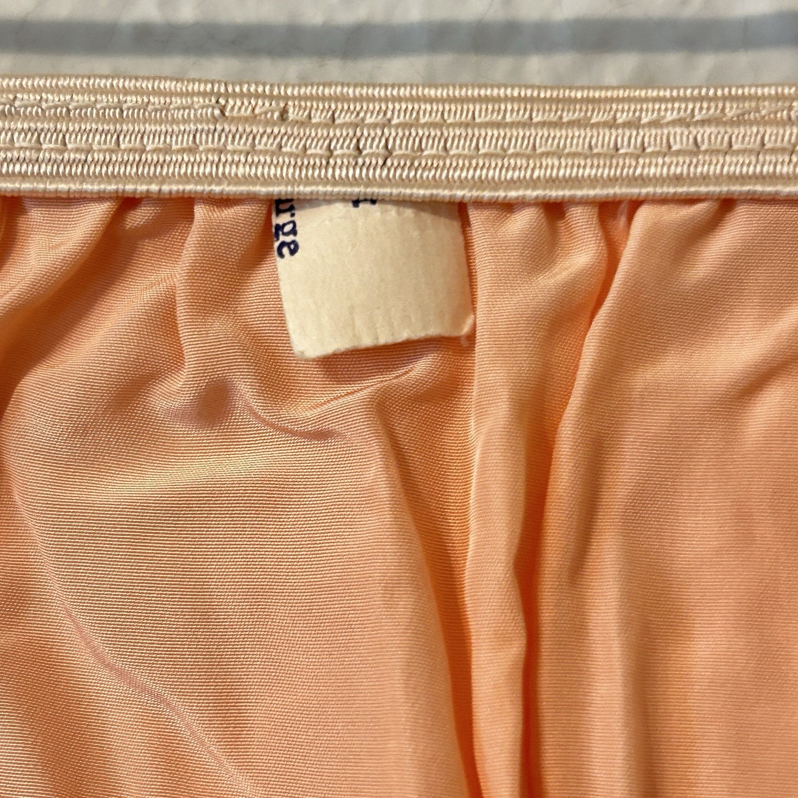 New Vtg 1940’s Peach Satin Rayon & Lace Tap Pants Panties