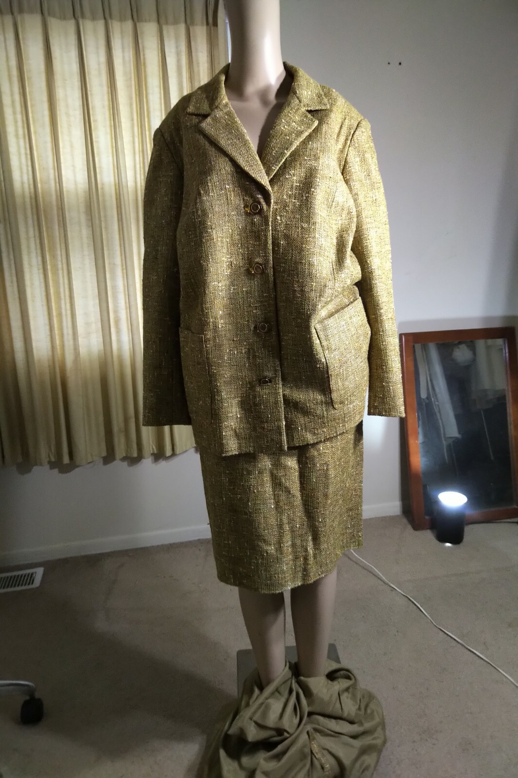 Liliana Couture, 3-piece ladies suit, Sz XL, gold, green & brown tweed.