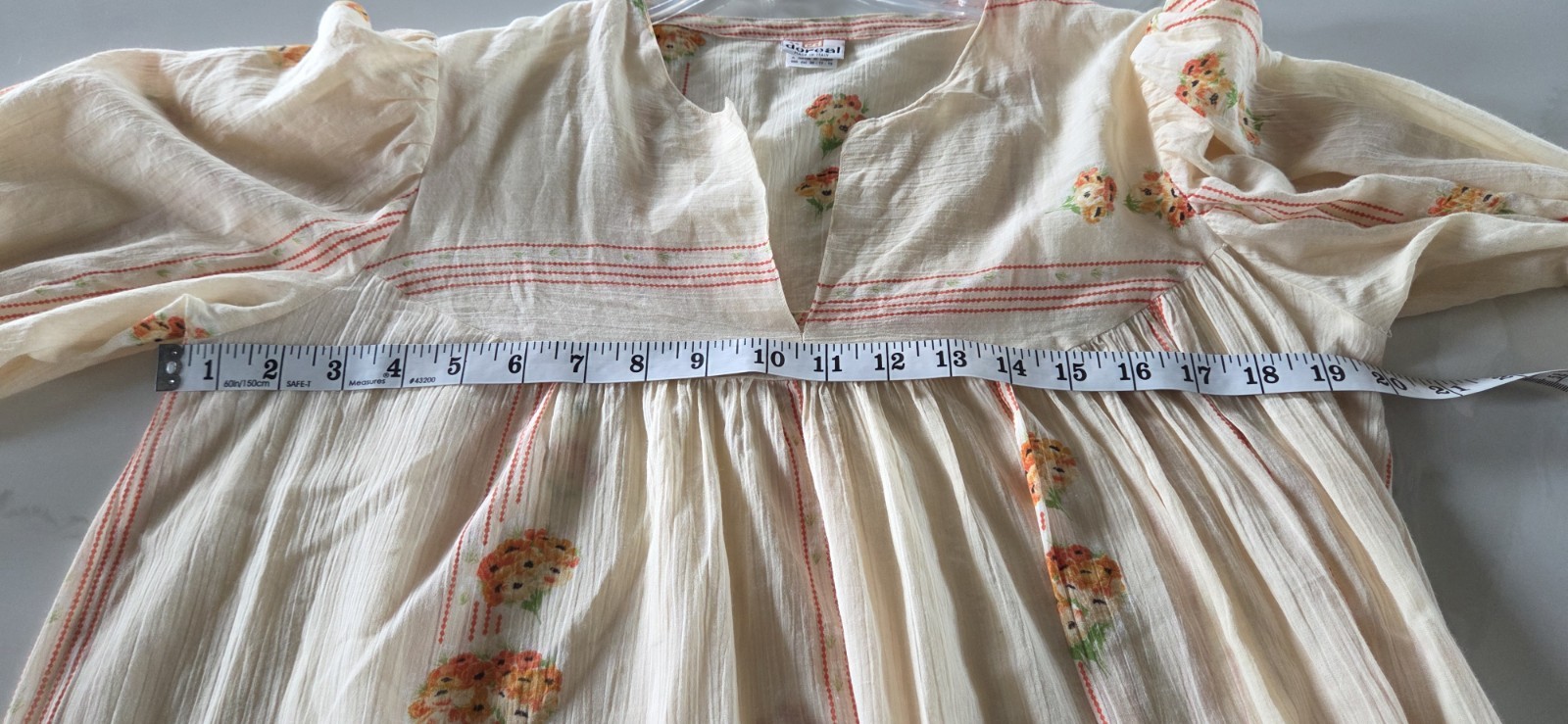 Vintage Doreal Italy 100% Cotton Floral Print Dress Soft Yellow Plunge V Neck 44