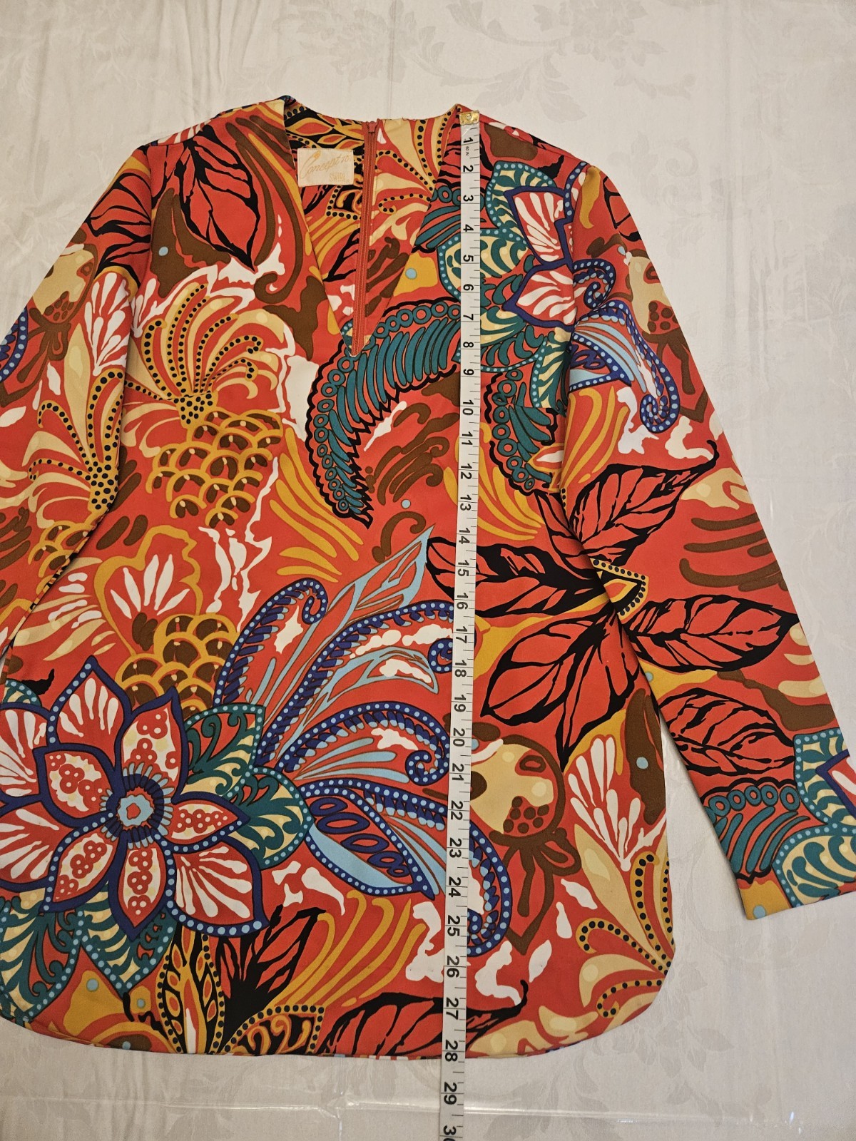 Vintage Concept 70’s Swirl Women’s Blouse (12) Necklace/Belt Not Included Groovy