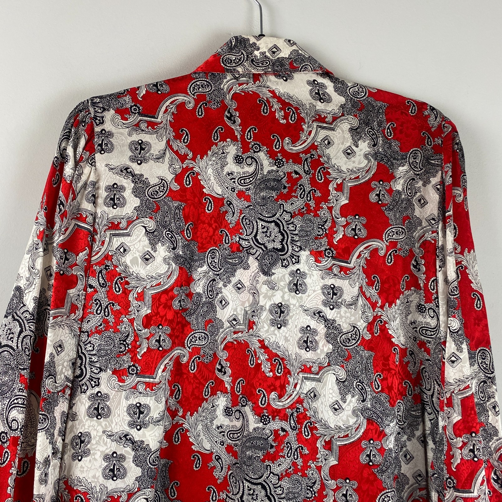 Diane Freis Silk Vintage Blouse Size L/XL Red White Black Paisley Button Up