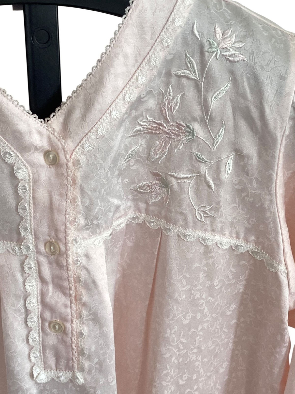 Go Softly Petites PXL Pink Embroidered Satin Nightgown Lace Yoke Pleated