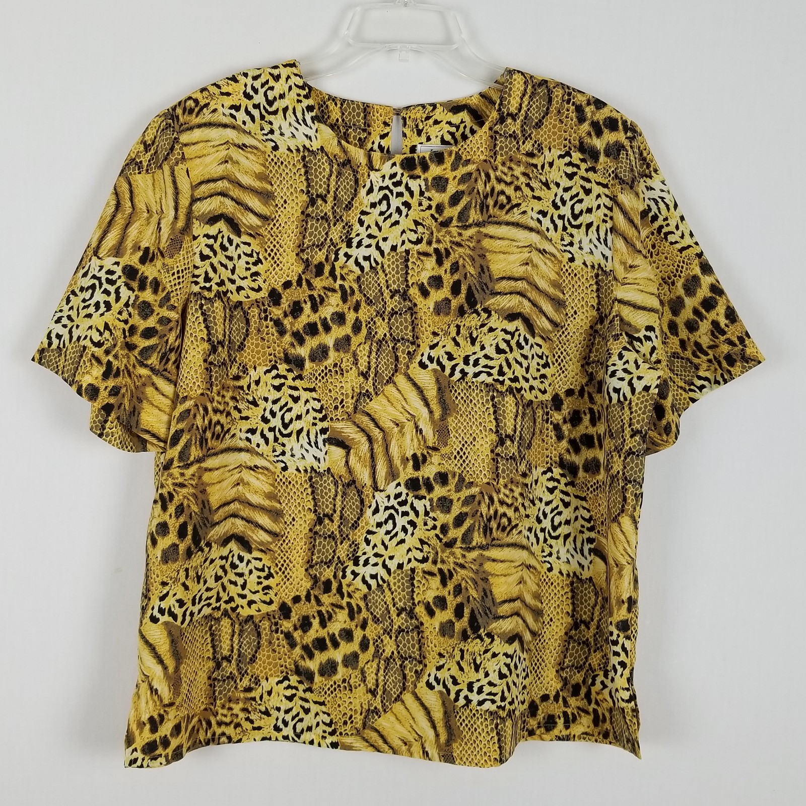 Kathy Che short sleeved 100% polyester snake print Vintage blouse size L