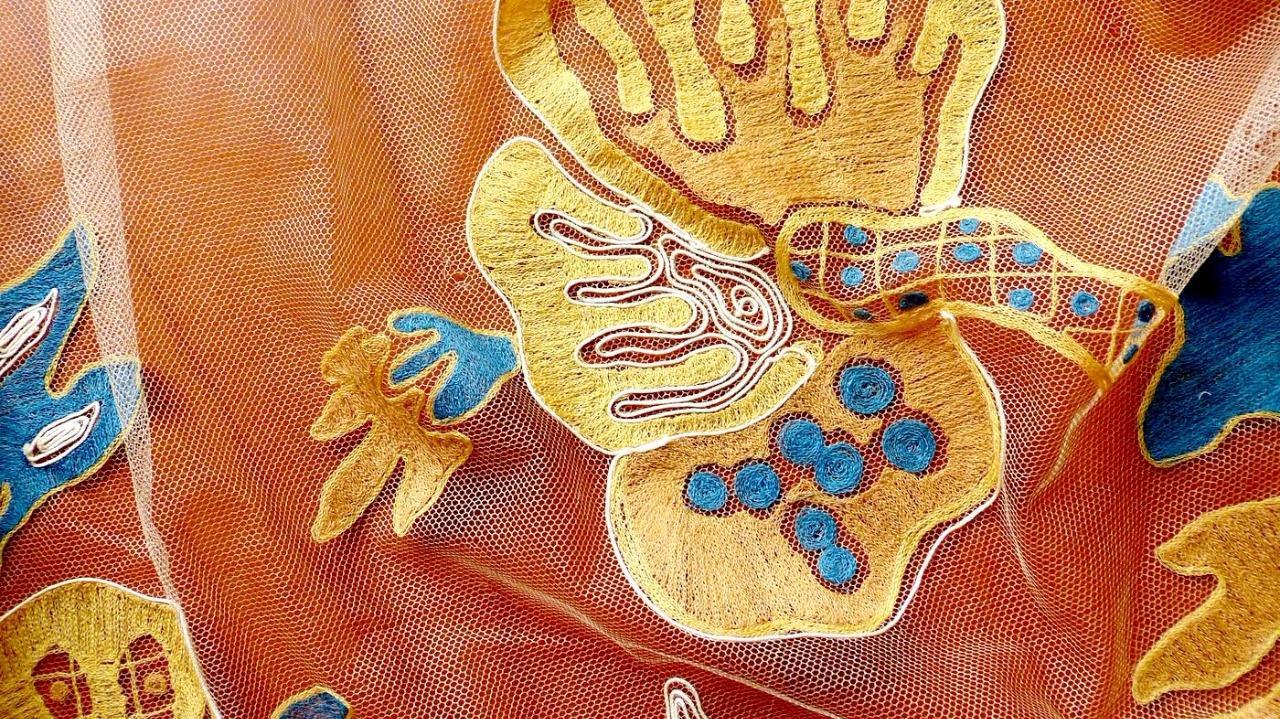 SUPERRARE 1800 GOLDEN SILK TULLE FABRIC W COLORED EMBROIDERY & SOUTACHE 92×38″