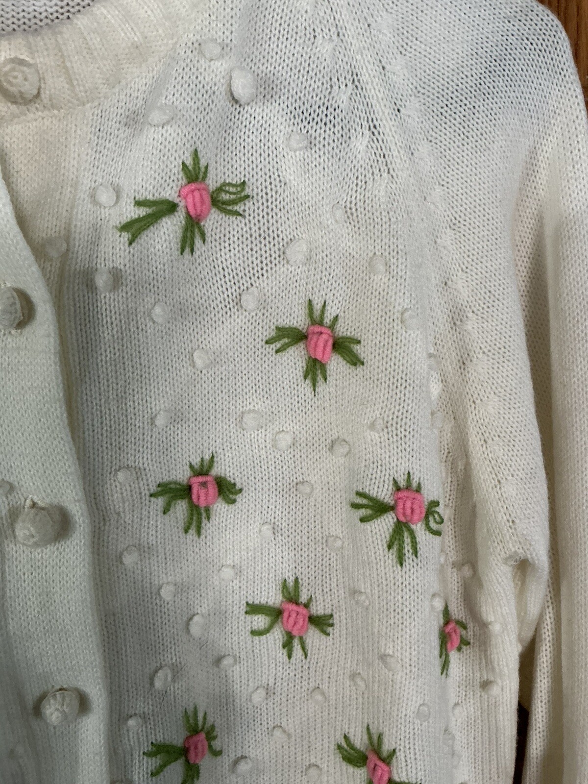 Vintage Kingsley Cardigan Sweater Medium VGUC White Floral Design