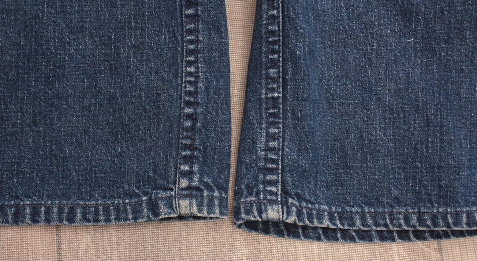 VTG Women’s 60s Blue Denim High Waist Straight Leg Jeans Sz 27″ 1960s