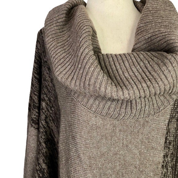VINTAGE BCBGMaxAzria colorblock sweater dress batwing sleeves brown blue Med