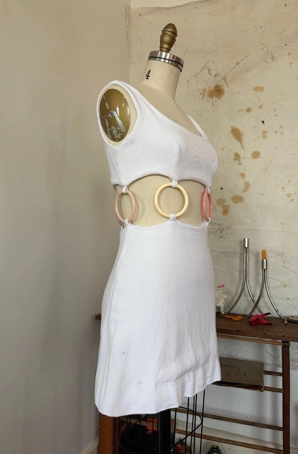 1960s Mod Space Age Linen Cutout Waist A-Line Mini Dress Lucite Rings Go-Go XS