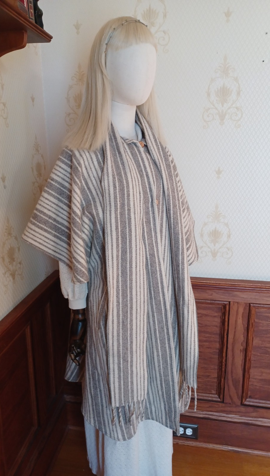 Vintage 1960s/1970s Grey Stripe Wool Boho Victorian Cottagecore Cloak Coat