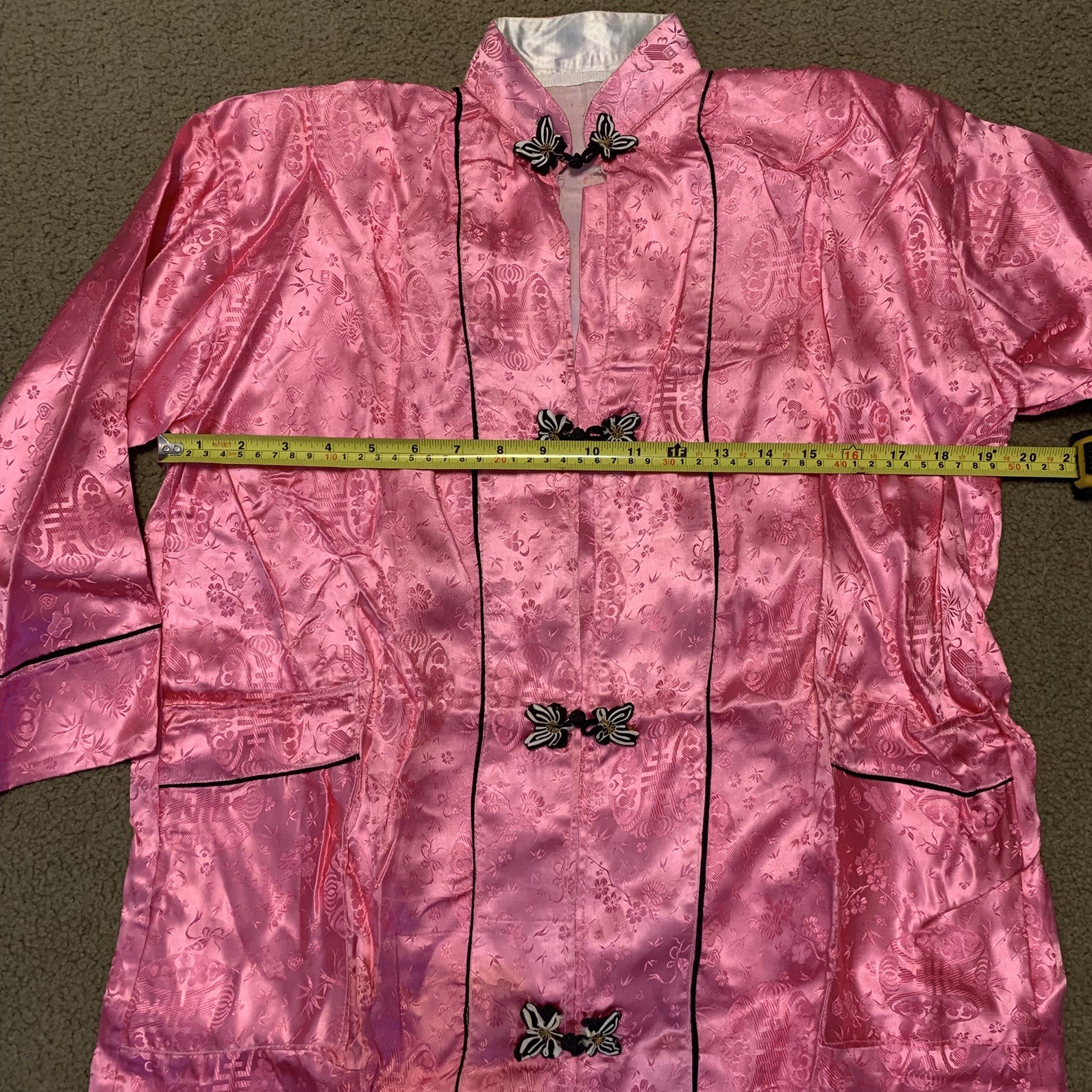 VTG 60s Chinese Satin Bright Pink Floral Brocade Handmade Bath Robe Housecoat M