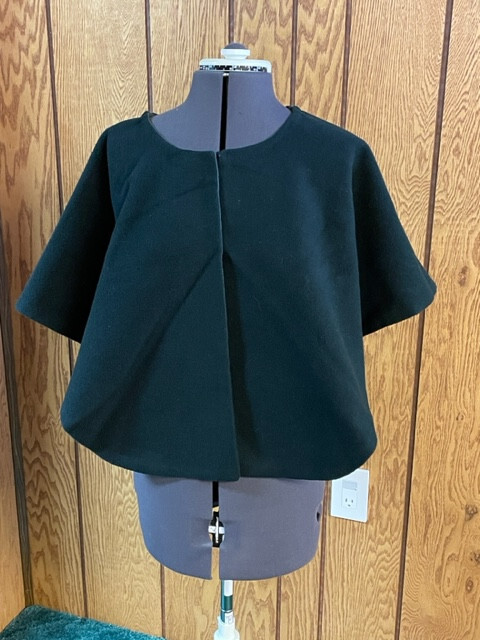 Woman’s Forest Green Wool Capelet for Rendezvous Reenactments 18th Century