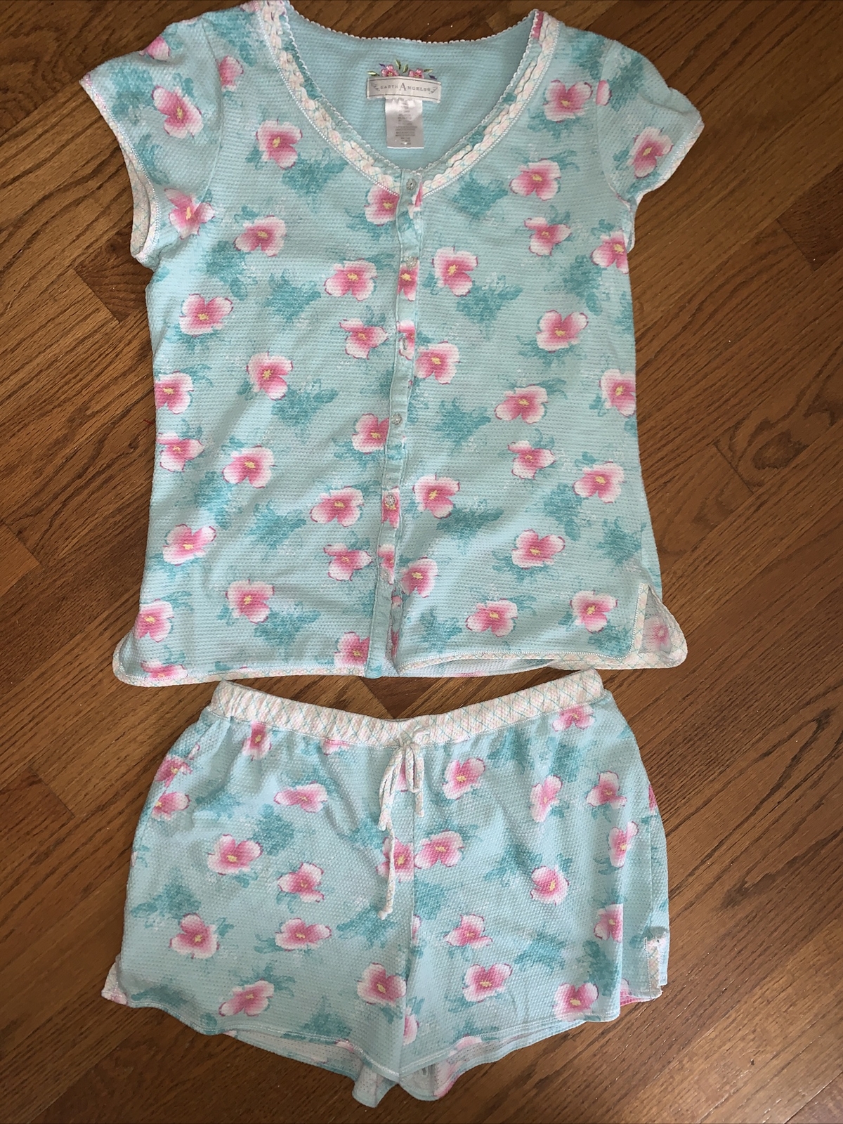 EARTH ANGELS Floral Embroidery Sophisticated Sexy Pajama Lounge Set Sz S❤️tb12m9