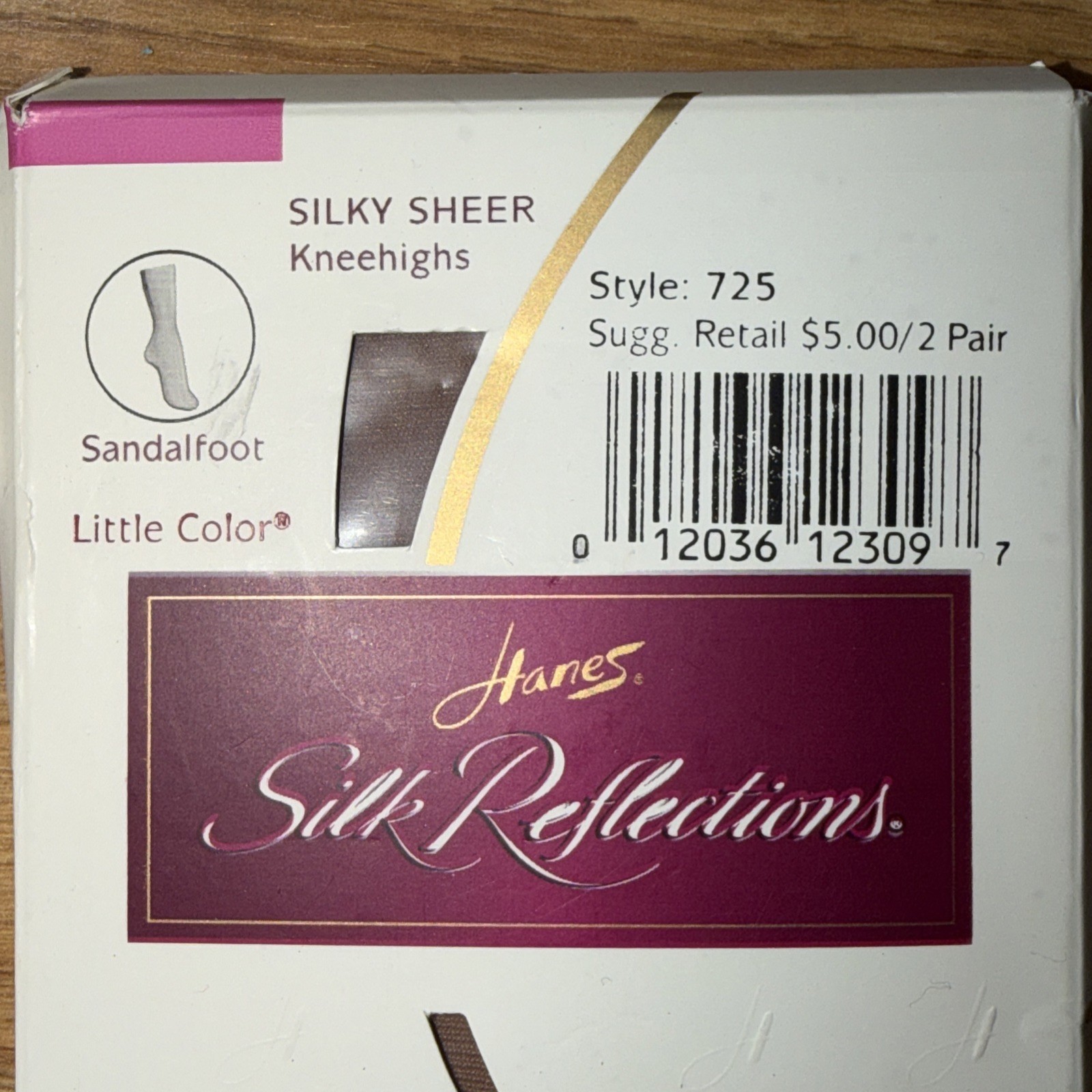 Hanes Silk Reflections Kneehighs Silky Sheer Travel Buff + Little Color VTG 4 Pr