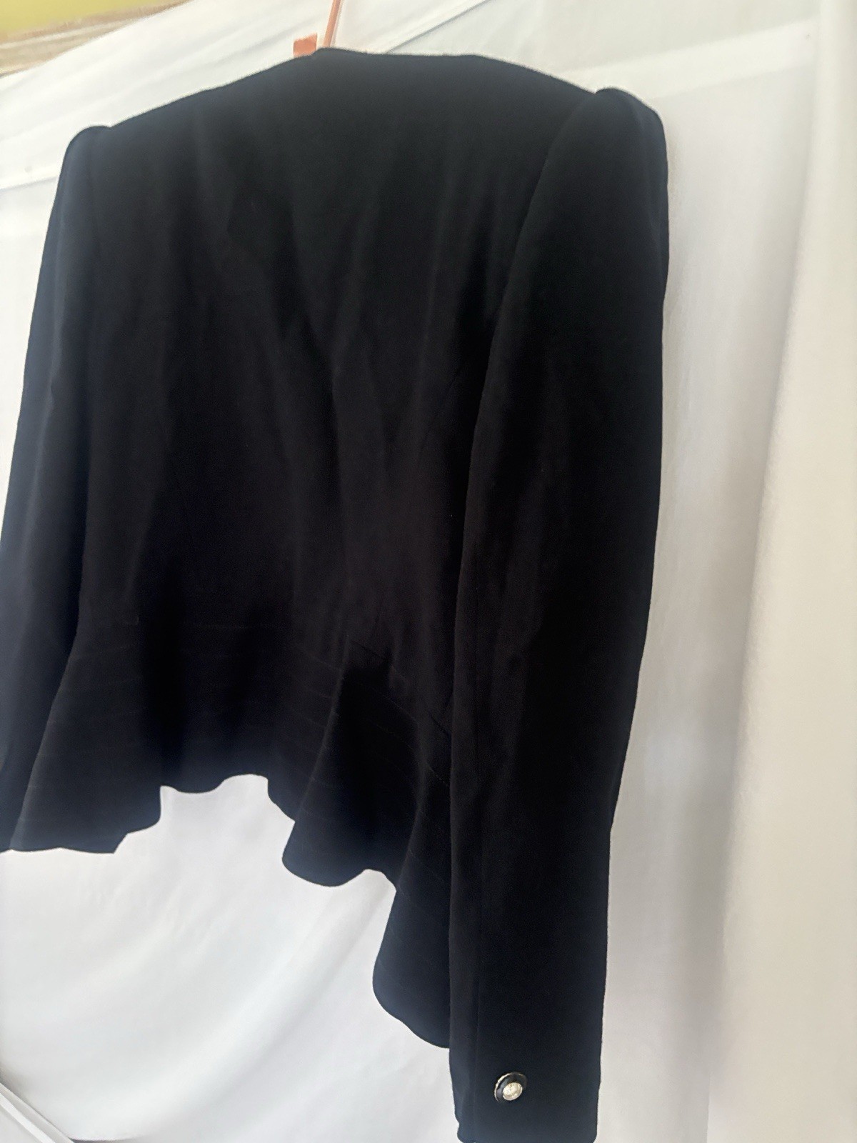 Vintage Late 1980s Albert Nipon Blazer Size 6 100% Wool Original Buttons.