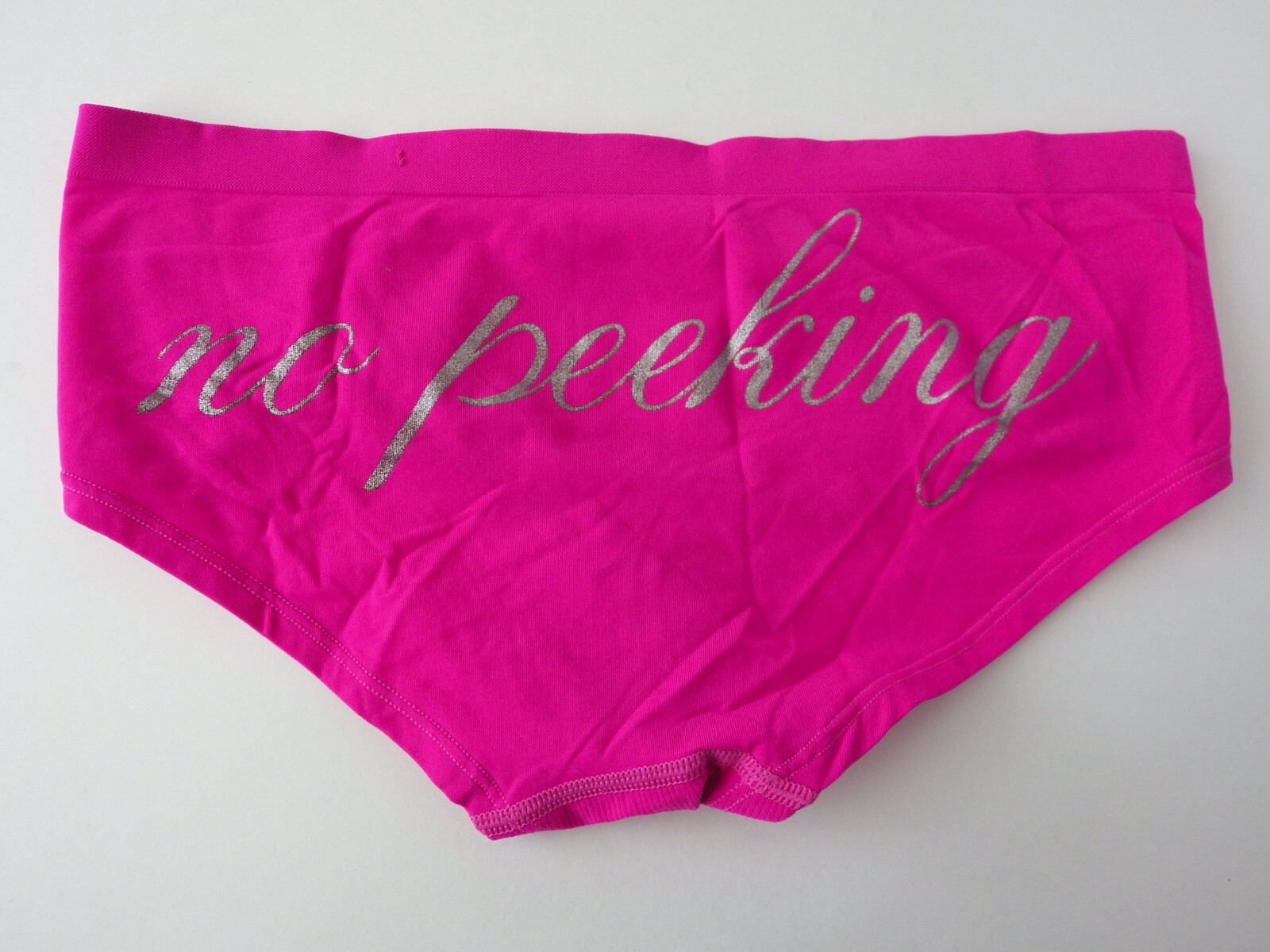 Vintage 2013 Victoria’s Secret Yoga Seamless Hipster Panties Size MEDIUM