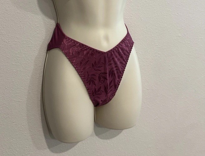 Vintage Maidenform High Hip French Bikini Panties Maroon Satin Burgundy Small