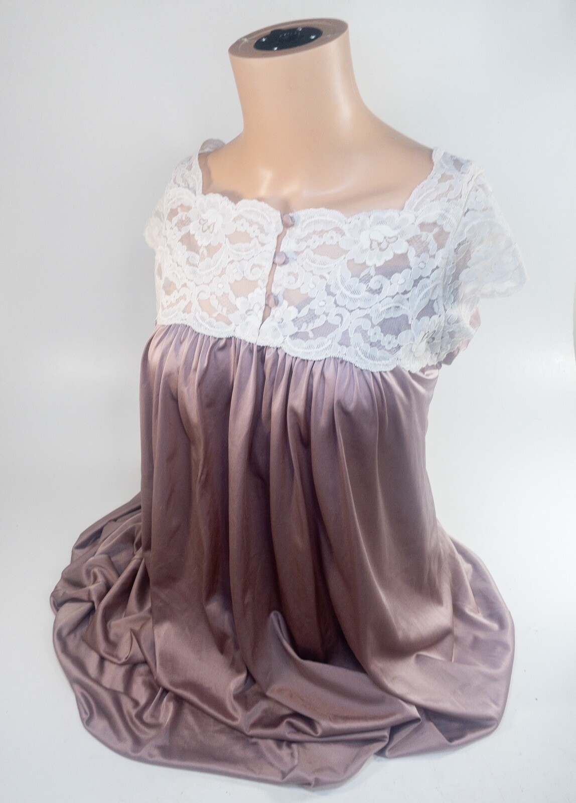 Vintage Miss Elaine Silky Nylon Lace Nightgown Full Length Romantic Dress 44/XL