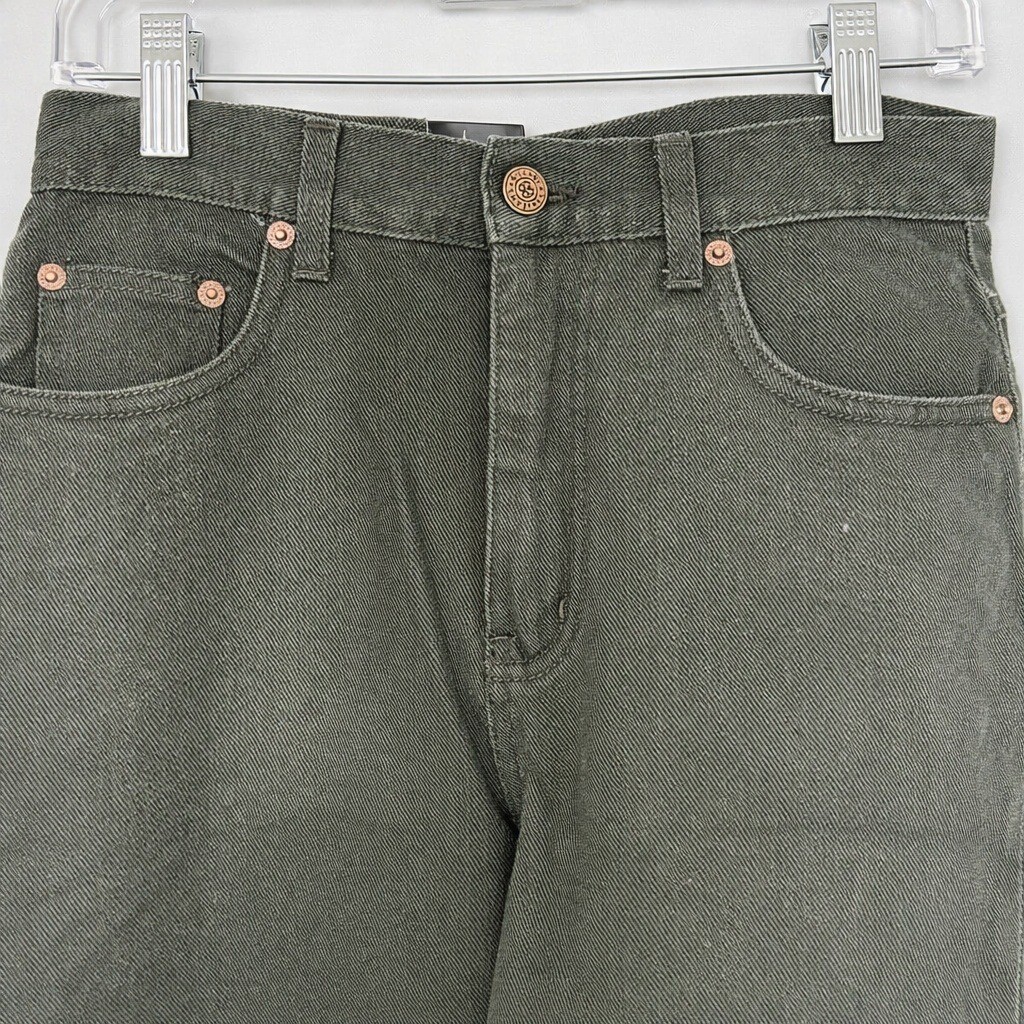Bill Blass NWT Vintage Jeans Size 8 Olive Easy Fit High Rise Straight Tapered