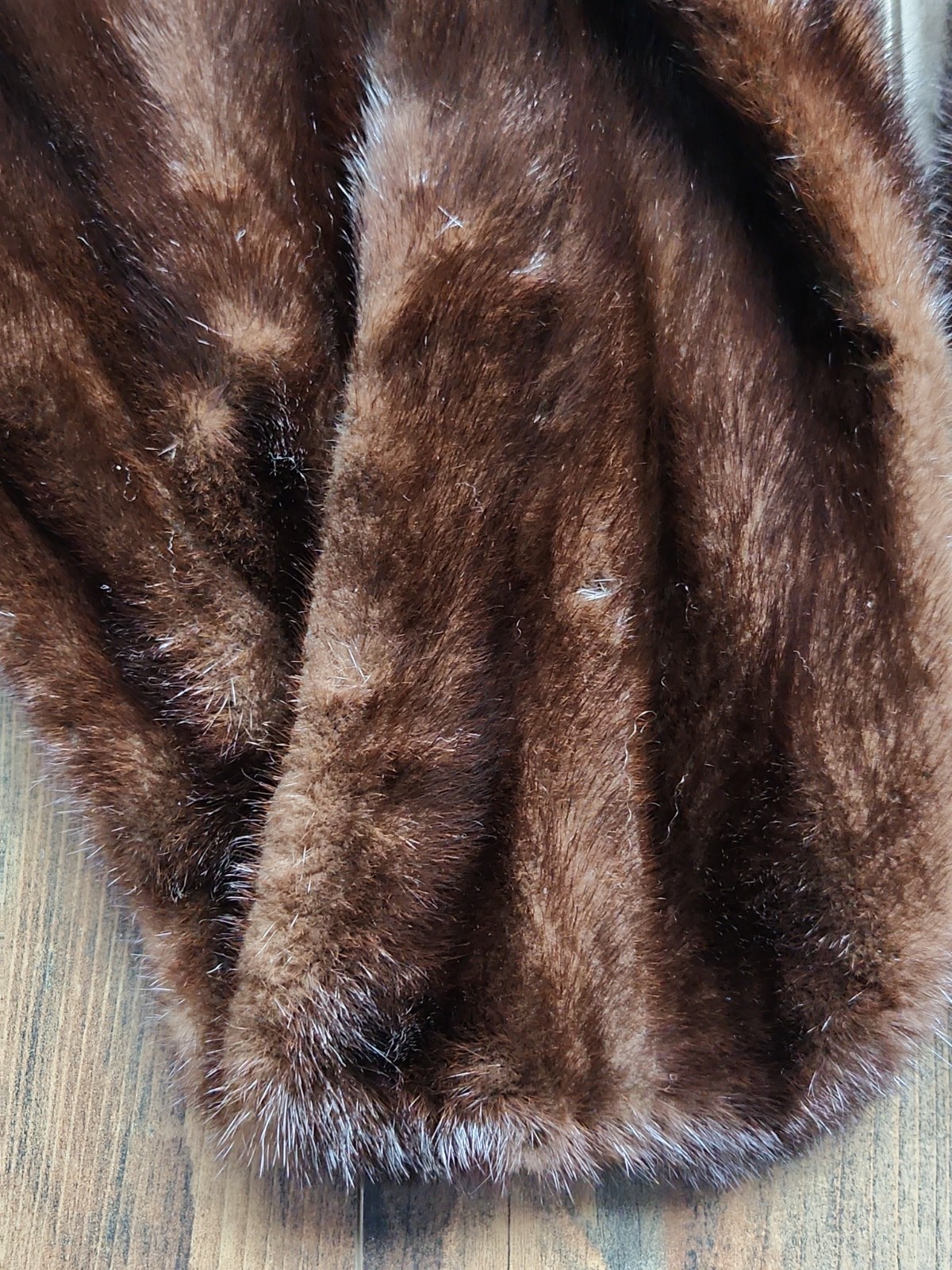 Vintage Brown Mink Fur Shawl 1950s Furs by Robert Women’s Lined Mono Collar
