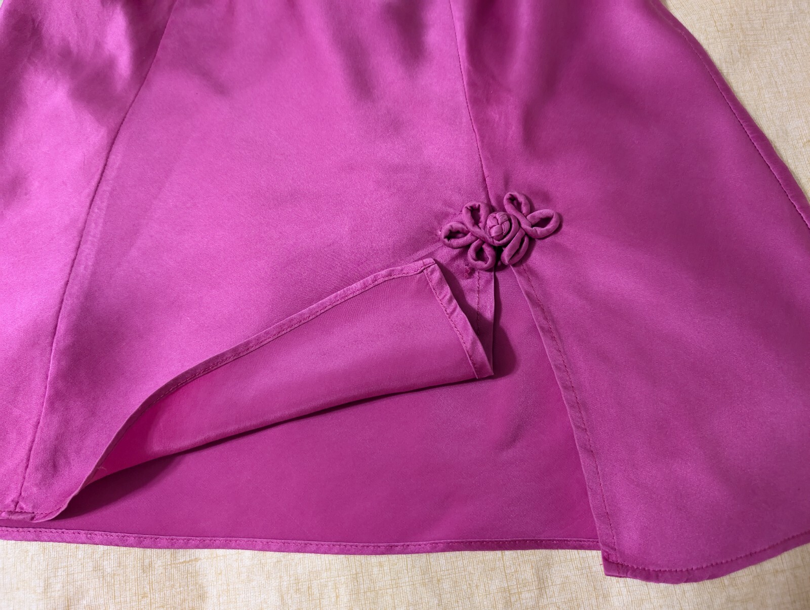 Vtg VICTORIA’S SECRET 100% Silk Fuchsia Pink Cami & Tap Panties Gold Label Sz S