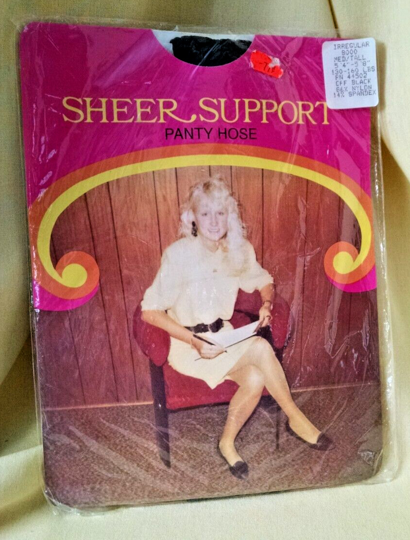 PANTYHOSE VINTAGE NOS OFF BLACK MED TALL IRR 5’4″ 5’8″ 130-160 LB SHEER SUPPORT.