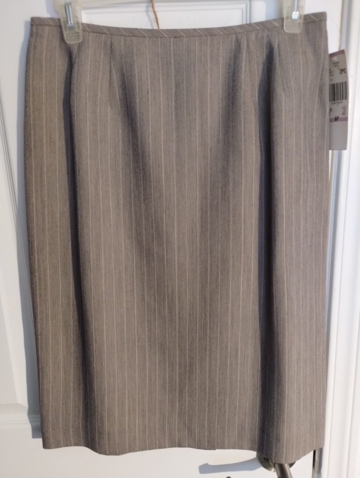Le Suit Essentials Petite Safari NEW Beige Pin Strip 2 piece Jacket Skirt 6P