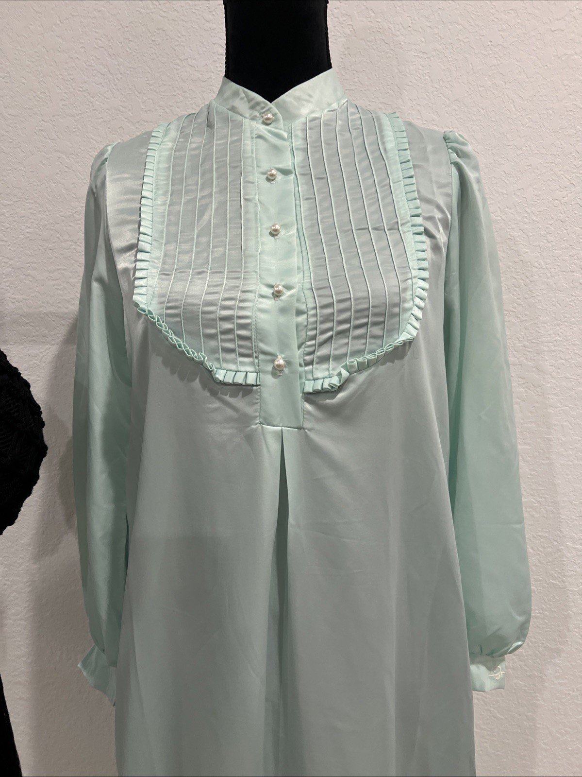 Christian Dior Mint Long Nightgown Sz 11/12 (item 25.2)