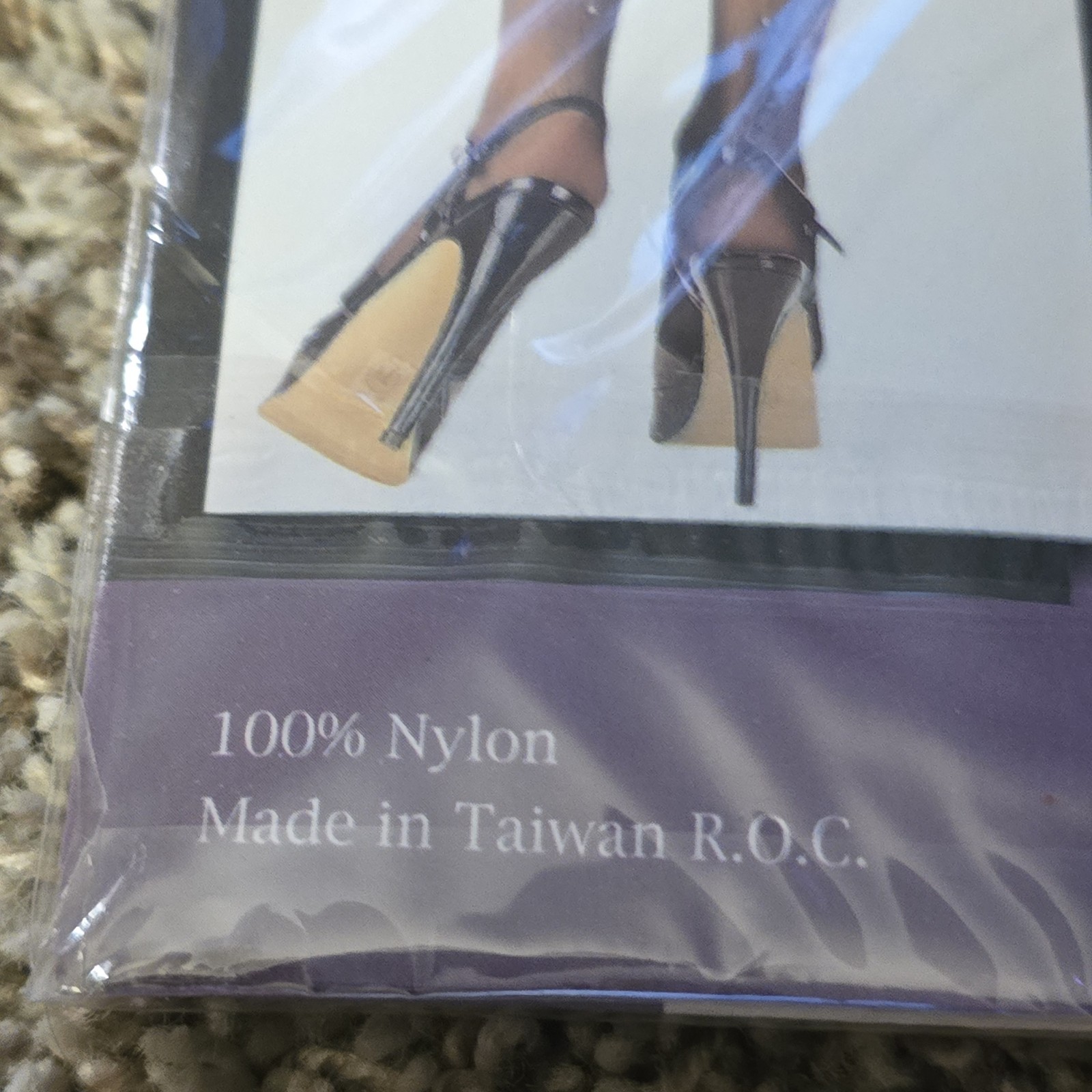 Vintage Leg Avenue Sheer Pantyhose Rhinestone Back Seam Red 1x-3x Taiwan ROC